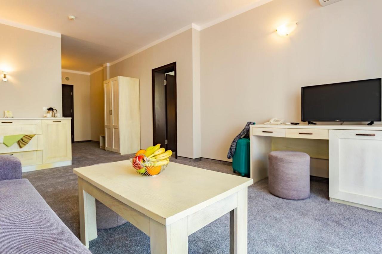 Oasis Del Mare Beach Front Hotel ロゼネッツ エクステリア 写真