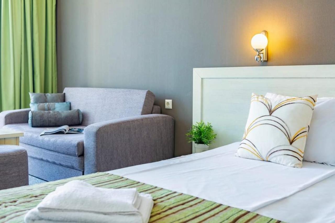Oasis Del Mare Beach Front Hotel ロゼネッツ エクステリア 写真