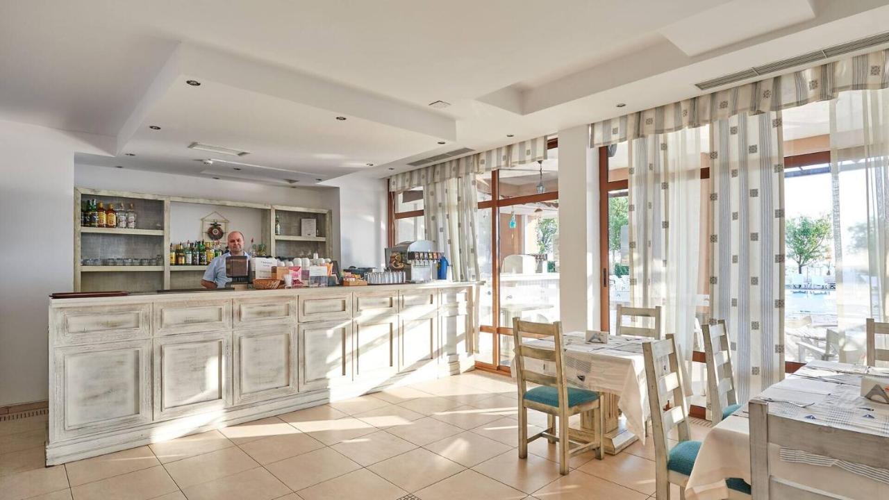 Oasis Del Mare Beach Front Hotel ロゼネッツ エクステリア 写真